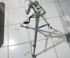 Tripot/Stand,Serba Guna,kokoh,bahan Alminium Tebal,ada water pas,NET.