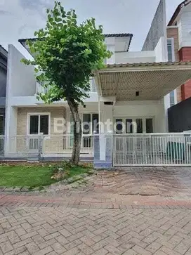Jual rumah 2 lantai minimalis modern pakuwon city semi furnish