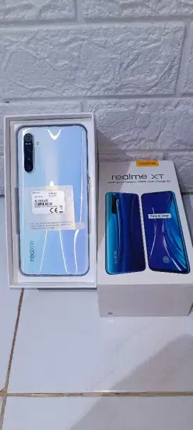 Realme XT 8/128 mulus