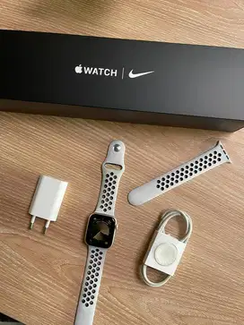 Apple watch seri 5