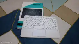 Keyboard bluetooth tablet universal