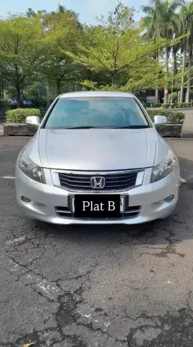 Dijual Honda Accord VTiL Tahun 2009 AT / Automatic Mulus