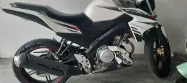 Vixion 2015 putih