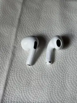 Airpods gen 3 normal jaya resmi kondisi oke murah saja
