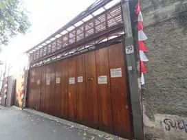 Rumah 2 Lantai Strategis Di Jl H Jian Cipete Jakarta Selatan
