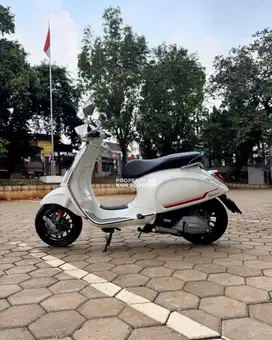 VESPA SPRINT S 150 IGET ABS FACELIFT 2022 BERGARANSI