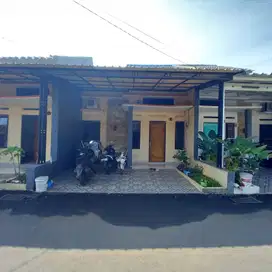 Rumah Siap Huni 13 Menit ke RS Permata Depok SHM Dibantu KPR J-36091