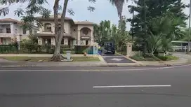DIJUAL RUMAH MEWAH LIPPO KARAWACI DEKAT KE TOL KARAWACI DAN UPH