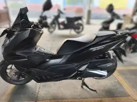 PCX 160 2022 Hitam Doff Bisa Tuker Tambah
