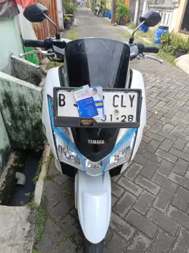 Motor Yamaha Lexi 125