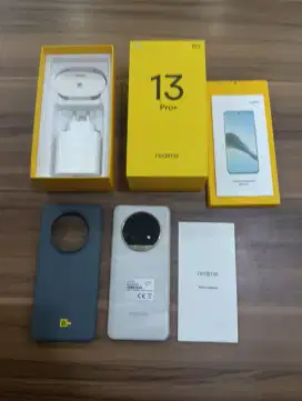 Realme 13pro+ 5g 12/512gb seken murah dan masih mulus banget