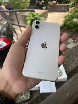 Dijual iPhone 11 64gb iBox tangan pertama fullset mulus