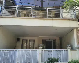 Dijual Rumah dalam Cluster