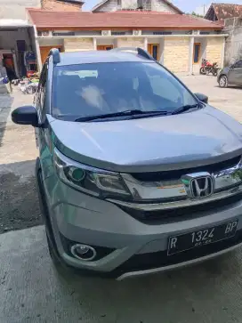 BR-V E tangan 1 Istimewa sangat terawat full ori