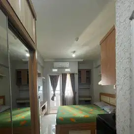 JUAL MURAH & CEPAT Apartemen Green Pramuka Studio Full Furnish