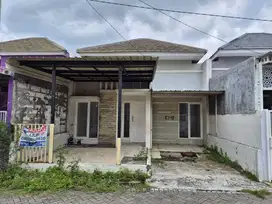 PERUM RUMPUT IMPIAN BLOK C1 NO 08, HULAAN, MENGANTI GRESIK