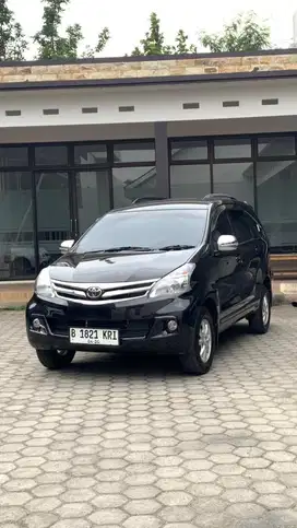 AVANZA G 2015 MANUAL [ Low Kilometer ]