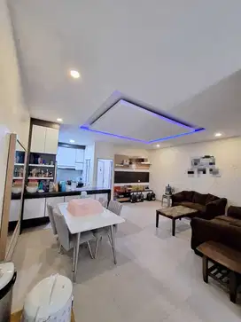 Dijual cepat rumah Bella Vista Batam center