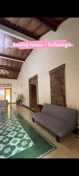 Rumah Yang Luas Berkonsep Home Stay Joglo Di Sewon