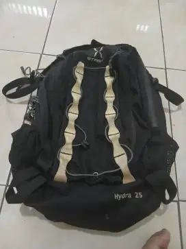 Rangsel pria black starun