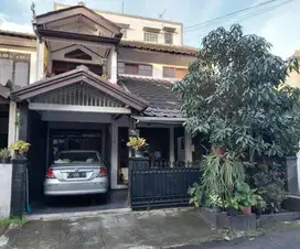 RUMAH MURAH DI BANDUNG 3 LANTAI
