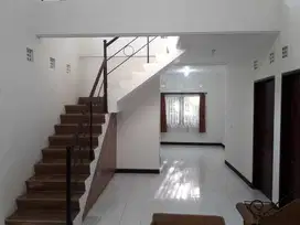 Rumah Asri Siap Huni Nyaman di Setra Duta Hegar Bandung