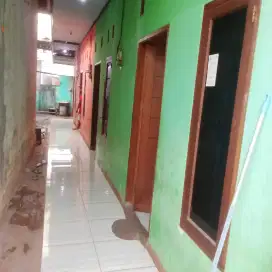 Kontrakkan 5 pintu Di Jual cepat