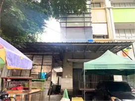 Ruko 4,5 Lantai Lokasi di Bukit Duri Jaksel