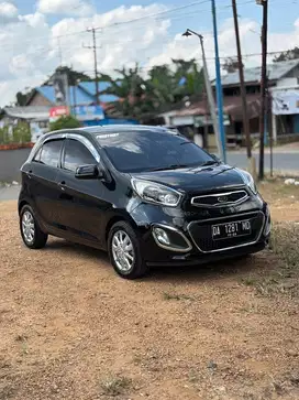 KIA PICANTO SE 2011