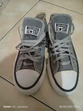 Sepatu Converse