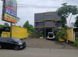 Dibutuhkan sekretaris dan spg