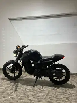Yamaha byson custom neo cafe