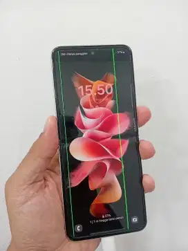 Samsung Galaxy Z flip 3 Ram 8/256Gb Ex  sein Batangan ada minus