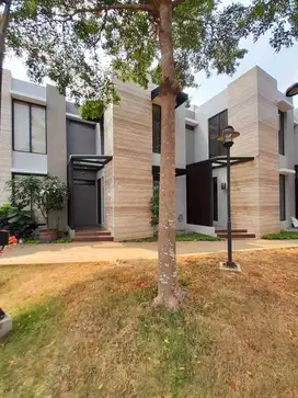 Rumah dijual Kebayoran Residence Bintaro Jaya Sektor 7 Semi Furnish
