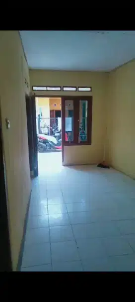 Dijual rumah second 48m²(220jt)akses mobil Cilangkap Tapos Depok