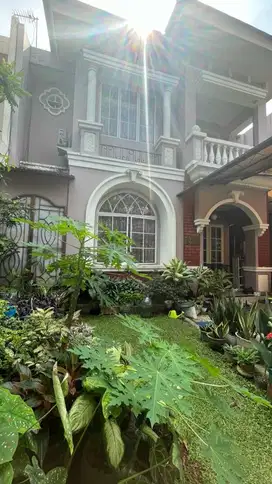 Dijual rumah tinggal di kota wisata cibubur