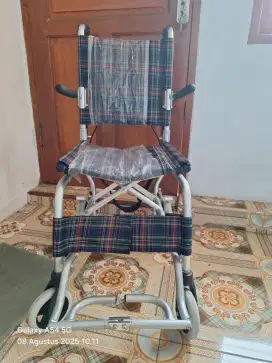 Kursi roda traveling beban max 100kilo