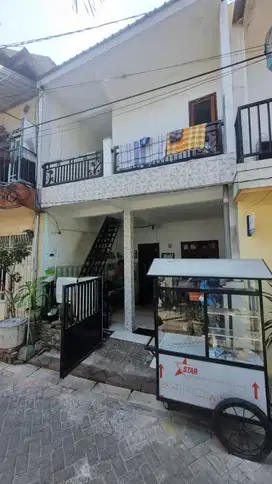 Sukolilo Surabaya |  Rumah Kost 100 m² UNITOMO UNTAG Bratang Manyar
