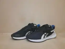 Reebok Energen Run 2 Original
Size 42 dan adidas nike