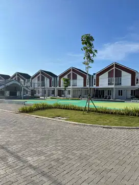 Rumah 2 Lantai Depan Fasilitas
