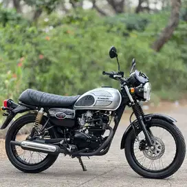 KAWASAKI W175 SILVER 2023 KM 800 PERAK PAJAK PANJANG SUPER MULUS