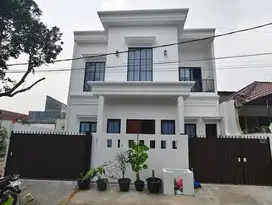 Dijual rumah siap huni Di cinere