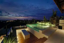 CONTEMPORARY 4-BEDROOM VILLA IN PERERENAN WITH PRIVATE GARDEN AND POOL