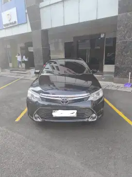 Toyota camry 2.5 v 2016