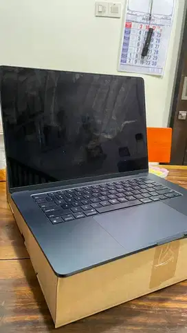 MACBOOK AIR M2 15 INCH (512gb)