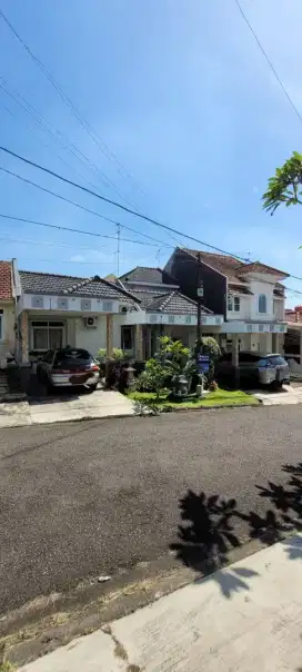 Di jual rumah di sentul city harga di bawah pasaran