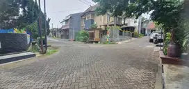 Rumah Di dalam komplek 120 M Cilodong depok