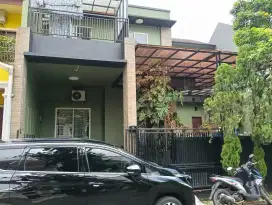 Di jual cepat rumah di Sentul city