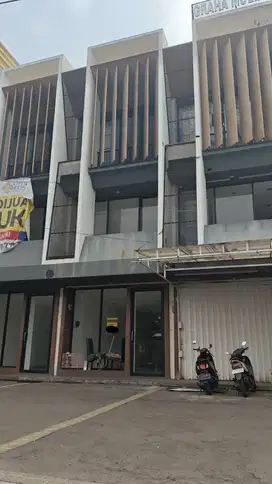 DISEWAKAN RUKO 3,5 LANTAI DI TEBET BARAT
