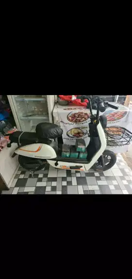 Sepeda Listrik Voxa 500 watt Battree Drop